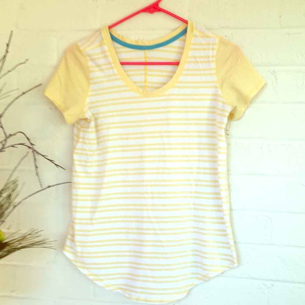 Lululemon short sleeve baseball tee